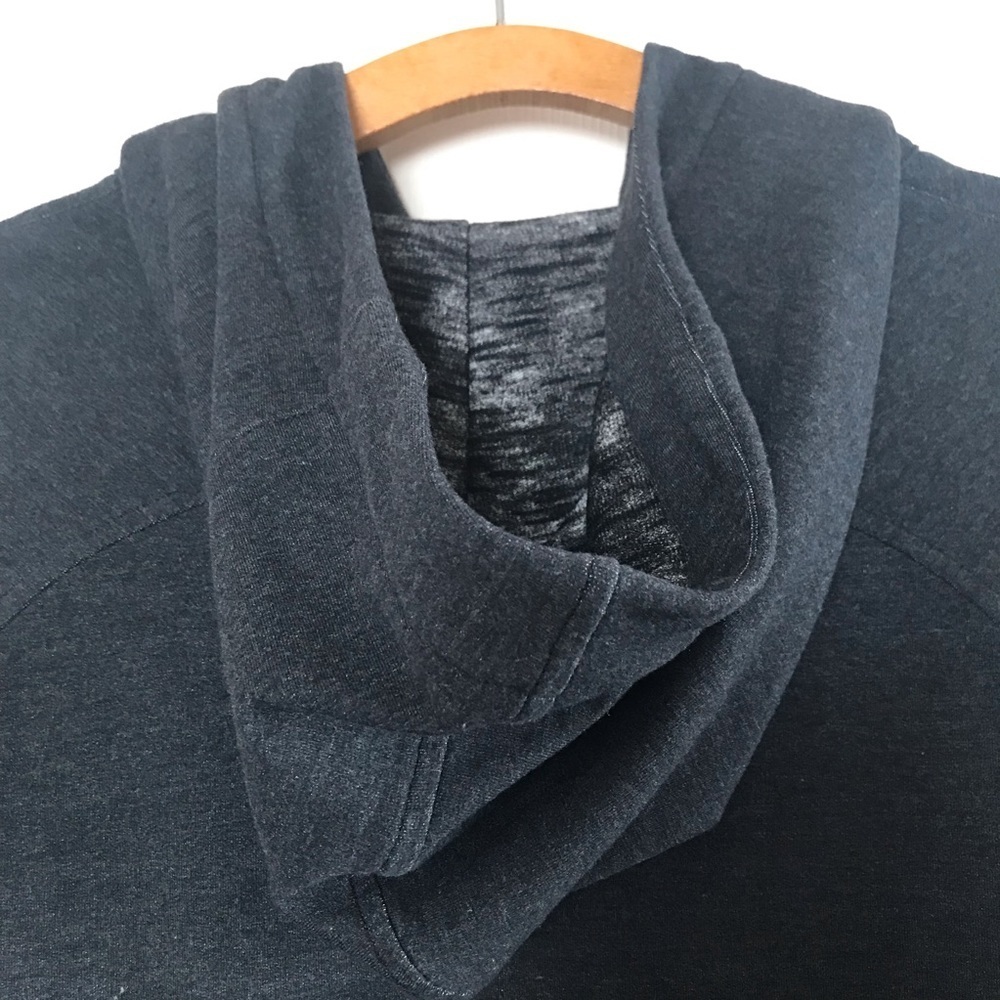 Lululemon Take Ten Hoodie
Black size 10 - Picture 14 of 16